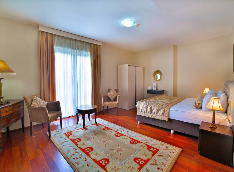 Bahira Suites Hotel-4