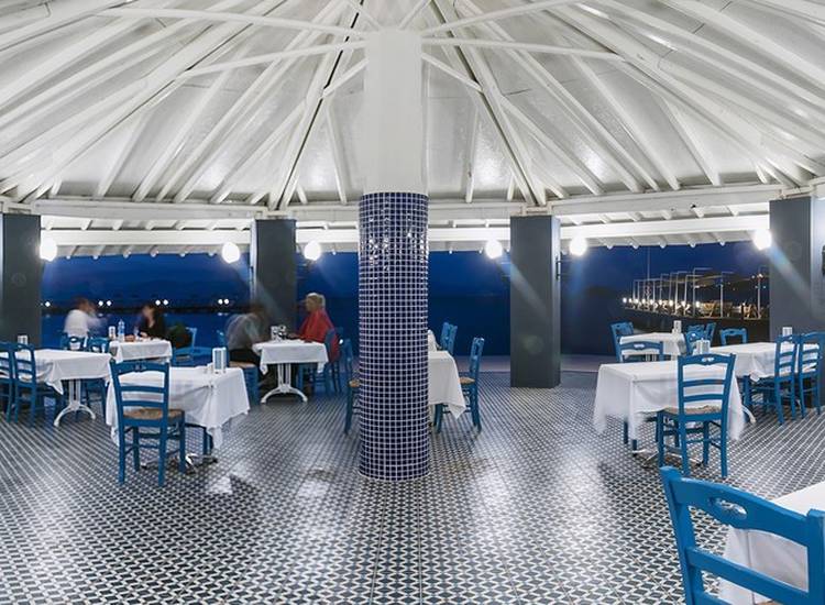 Le Bleu Hotel & Resort-11