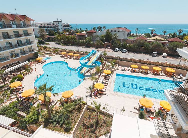 L'Oceanica Beach Resort Hotel-4