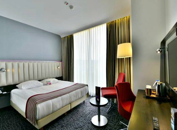 Park Inn by Radisson Istanbul Ataturk Airport-1