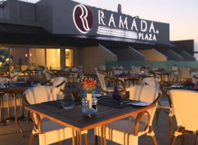 Ramada Plaza Asia Airport Hotel-2