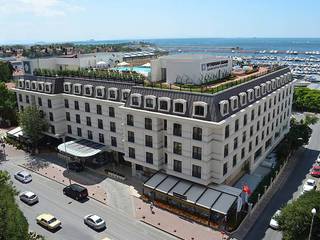 Wyndham Grand İstanbul Kalamış Marina Hotel (çift kişilik konaklama)