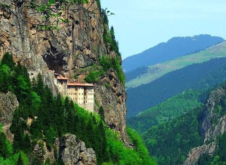 23 Nisan Özel Karadeniz Yaylaları Batum Turu 5 Gece Otel Konaklamalı-4