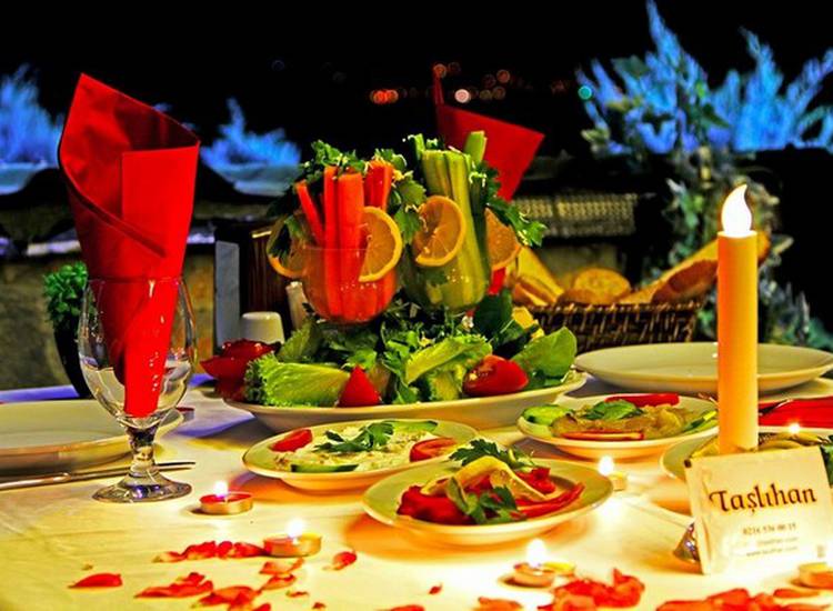Anadolu Feneri Taşlıhan Restaurantta Yılbaşı Yemeği-1