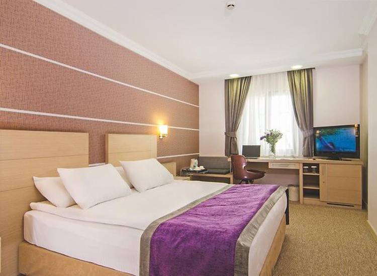 ANKARA Midas Hotelde Çift Kişi Oda Kahvaltı Konaklama-2