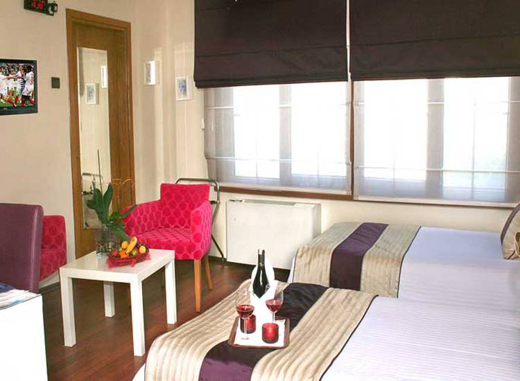 Bakırköy Tashan Business & Airport Hotel'de Yılbaşı Yemeği Ve Konaklama-3