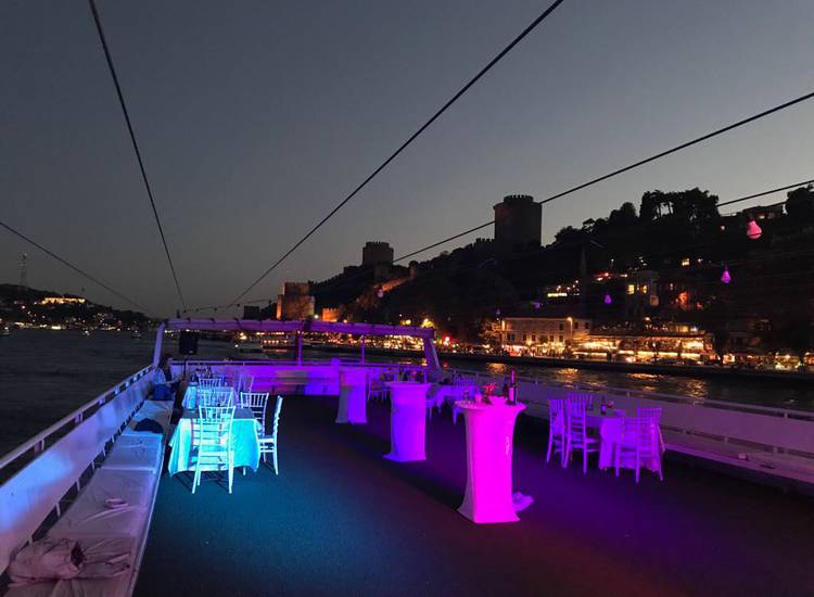Bosphorus Tekne Turu İle Sevgililer Günü İle Sevgililer Günü-3