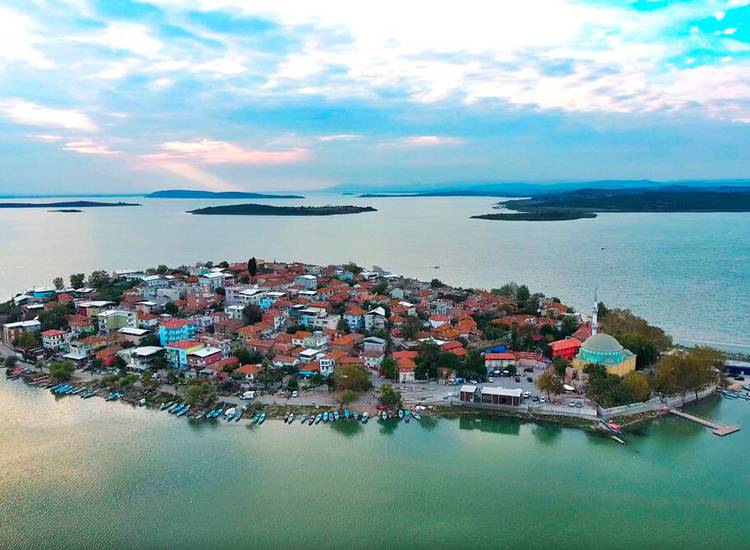 Günübirlik Gölyazı Köyü Uluabat Gölü Mudanya Trilye Turu-1