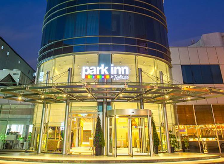 Halkalı Park Inn by Radisson Airport İstanbul (çift kişilik konaklama)-1