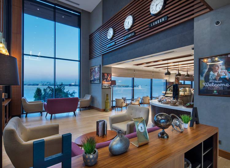 Holiday Inn İstanbul Tuzla Bay Hotel'de Sevgililer Gününe Özel Konaklama-3