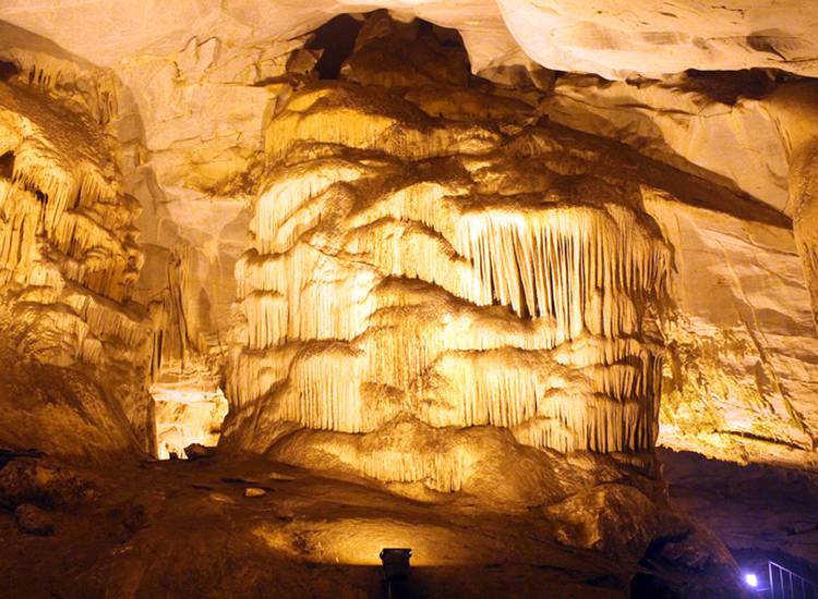 29 Ekim Özel Günübirlik Dupnisa Mağarası - İğneada Doğa Turu-1