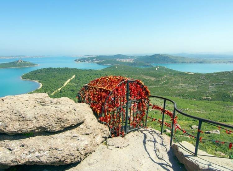 Tüm Bayramlar İçin Geçerli 3 Gece 4 Gün Salda Gölü , Pamukkale , Ayvalık , Ege İncileri Yüzme Turu-3